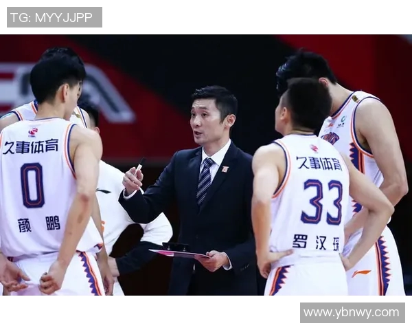 可兰白克的传奇人生与奋斗历程探秘